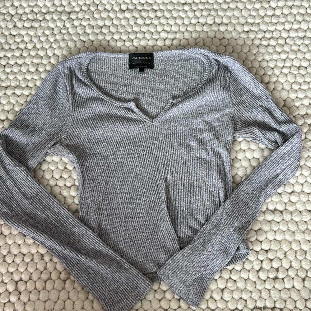 Carbon 38 cropped long sleeve size small